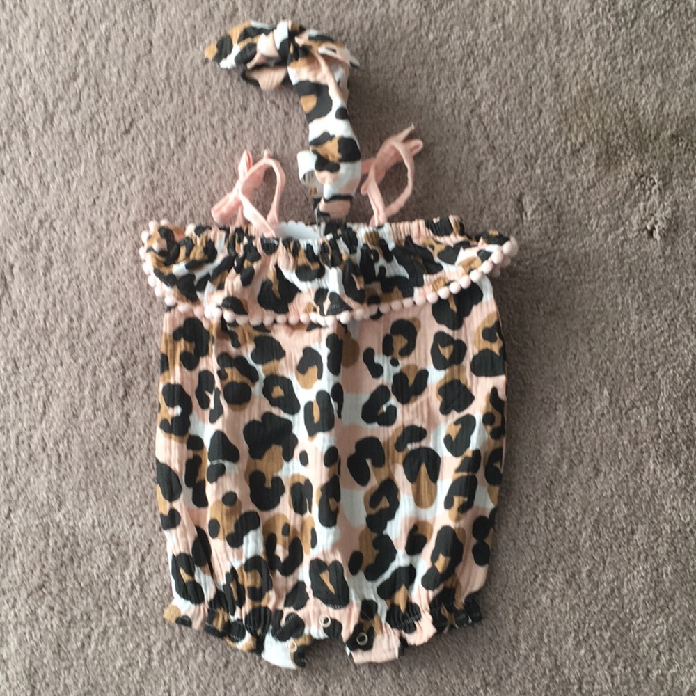 New with Tags Mud Pie Leopard/Pink Romper with Matching Headband